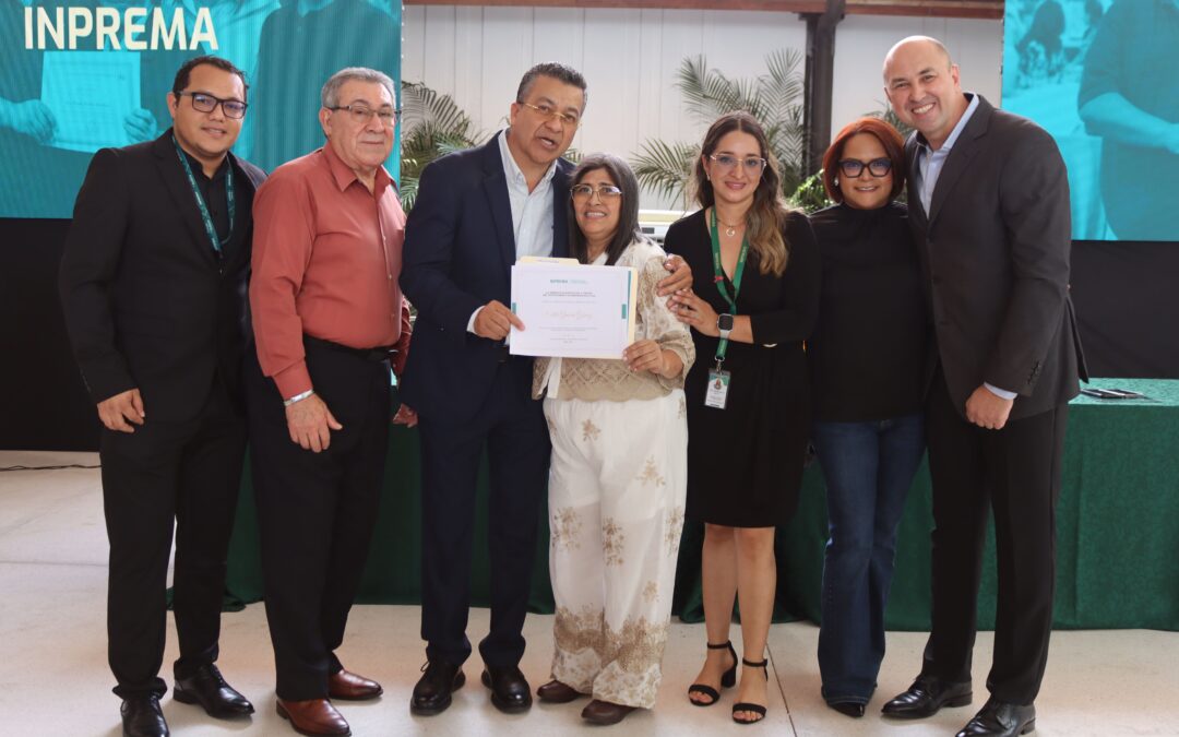 Docentes Pensionados – Abril
